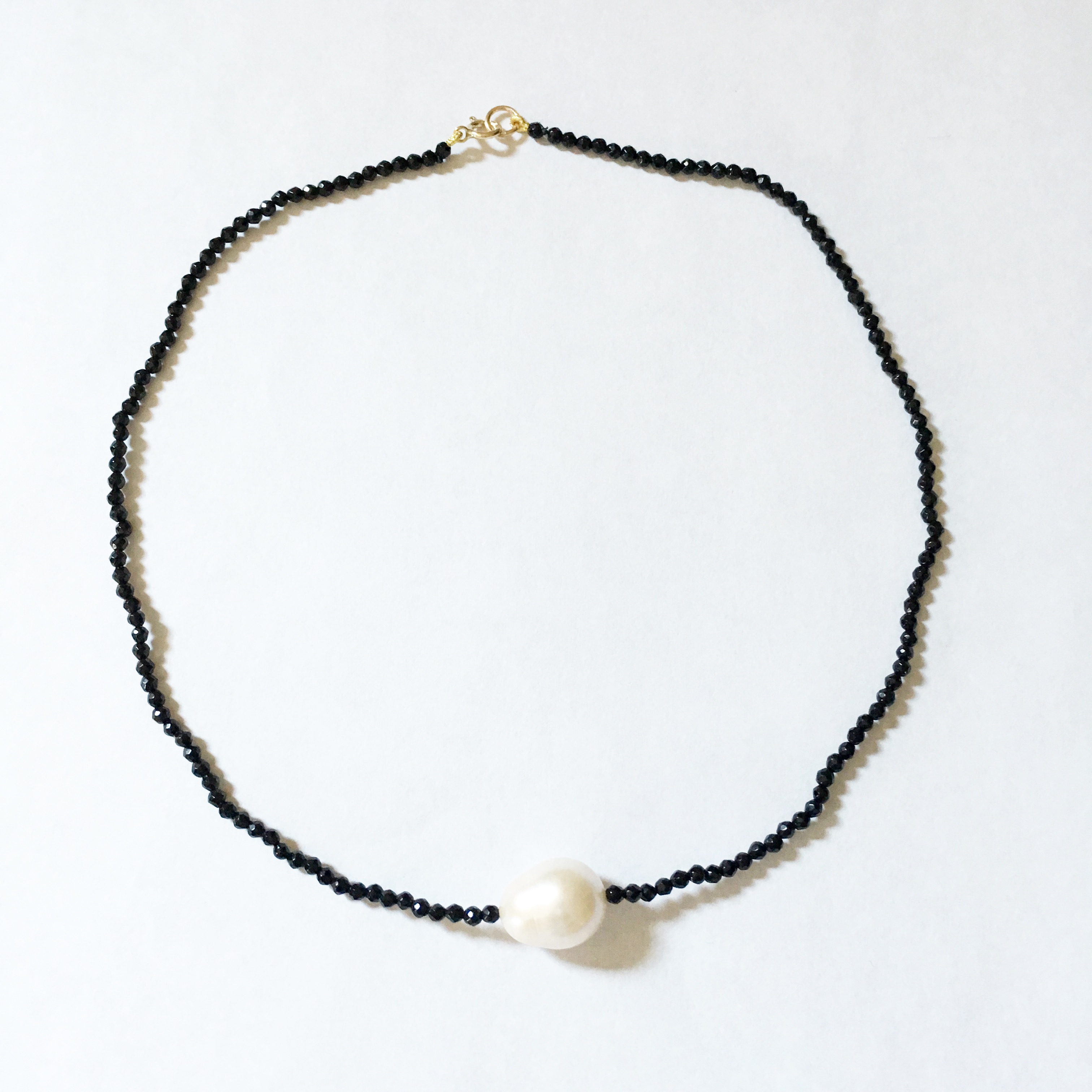 rutine Sinewi vogn Pearl Black Beaded Choker Necklace – Royalty Boutique